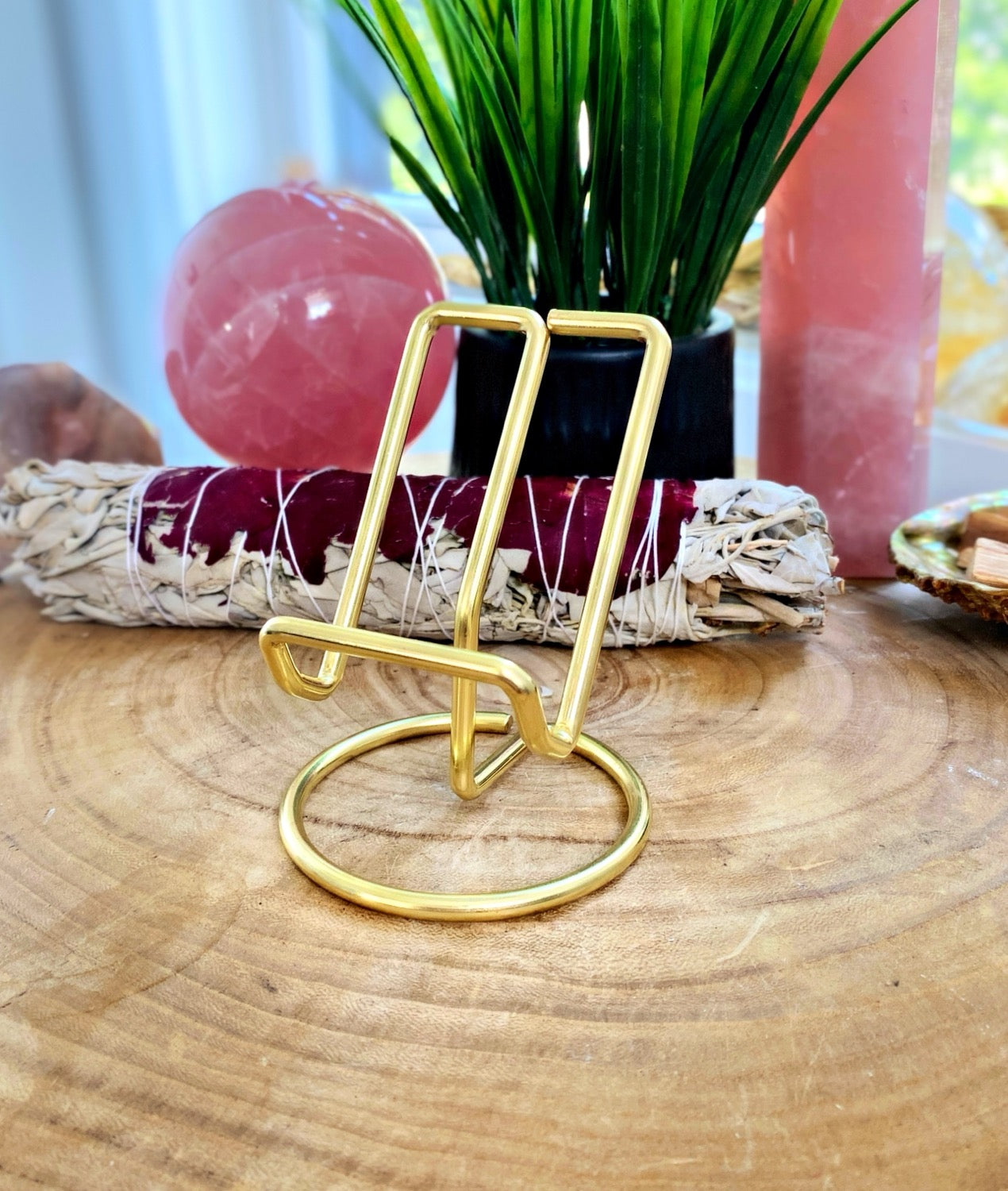 Gold Stand