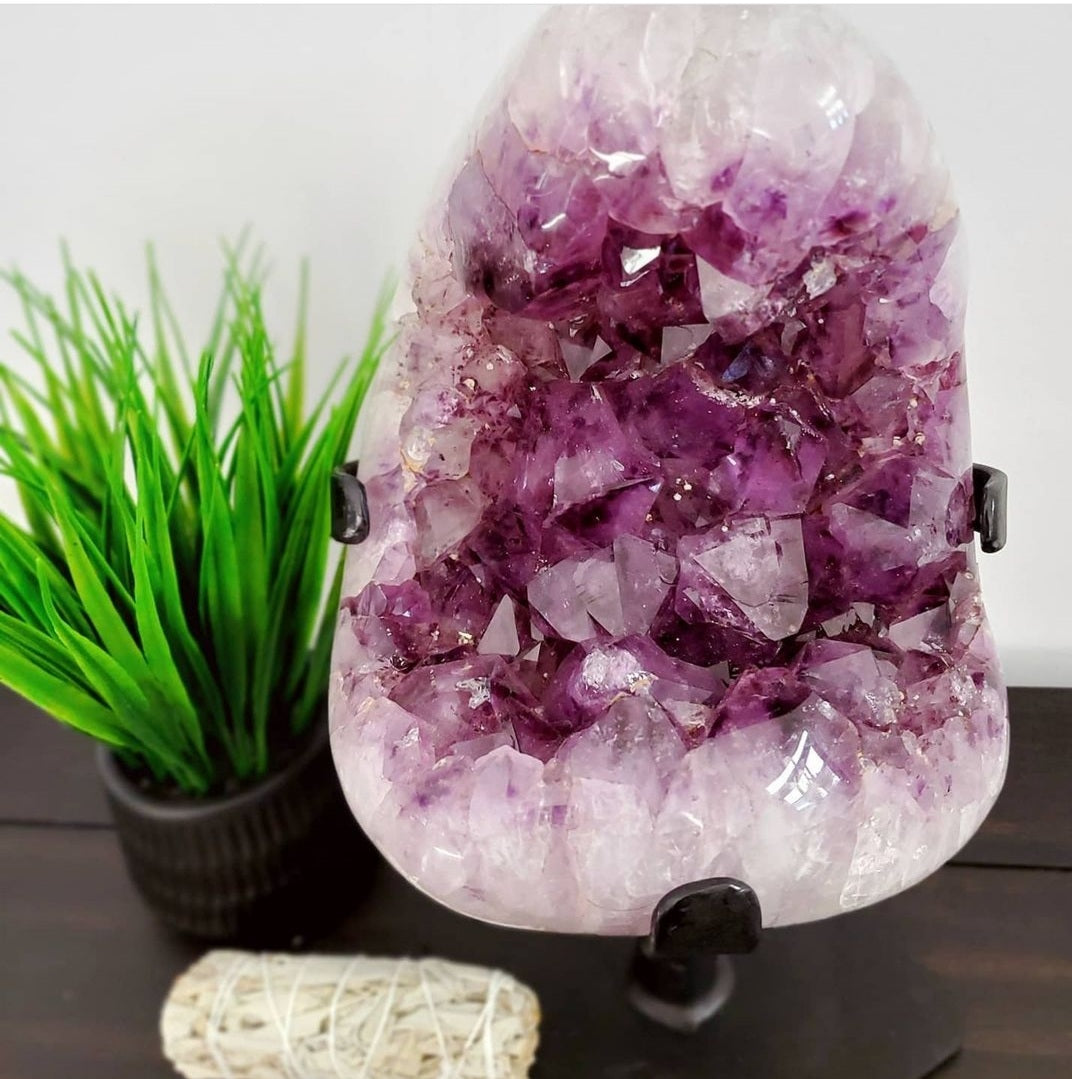 Amethyst Specimen XL