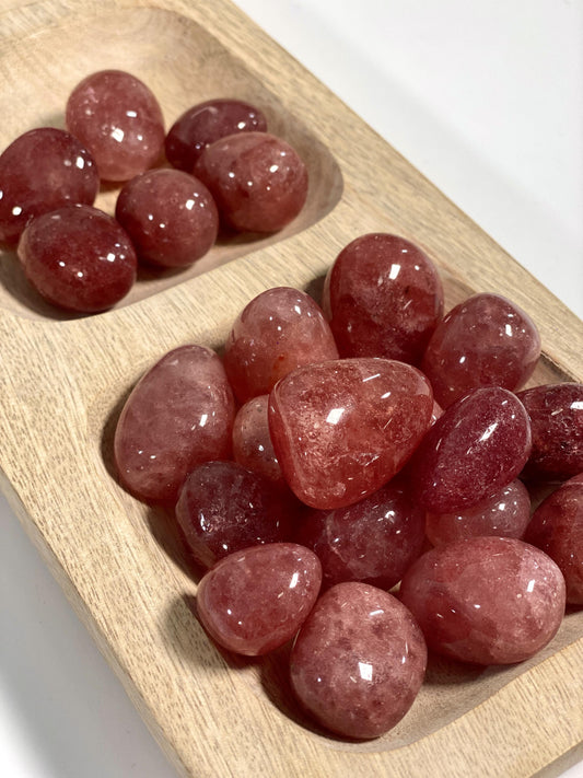 “Strawberry Quartz” (Red Aventurine) tumble